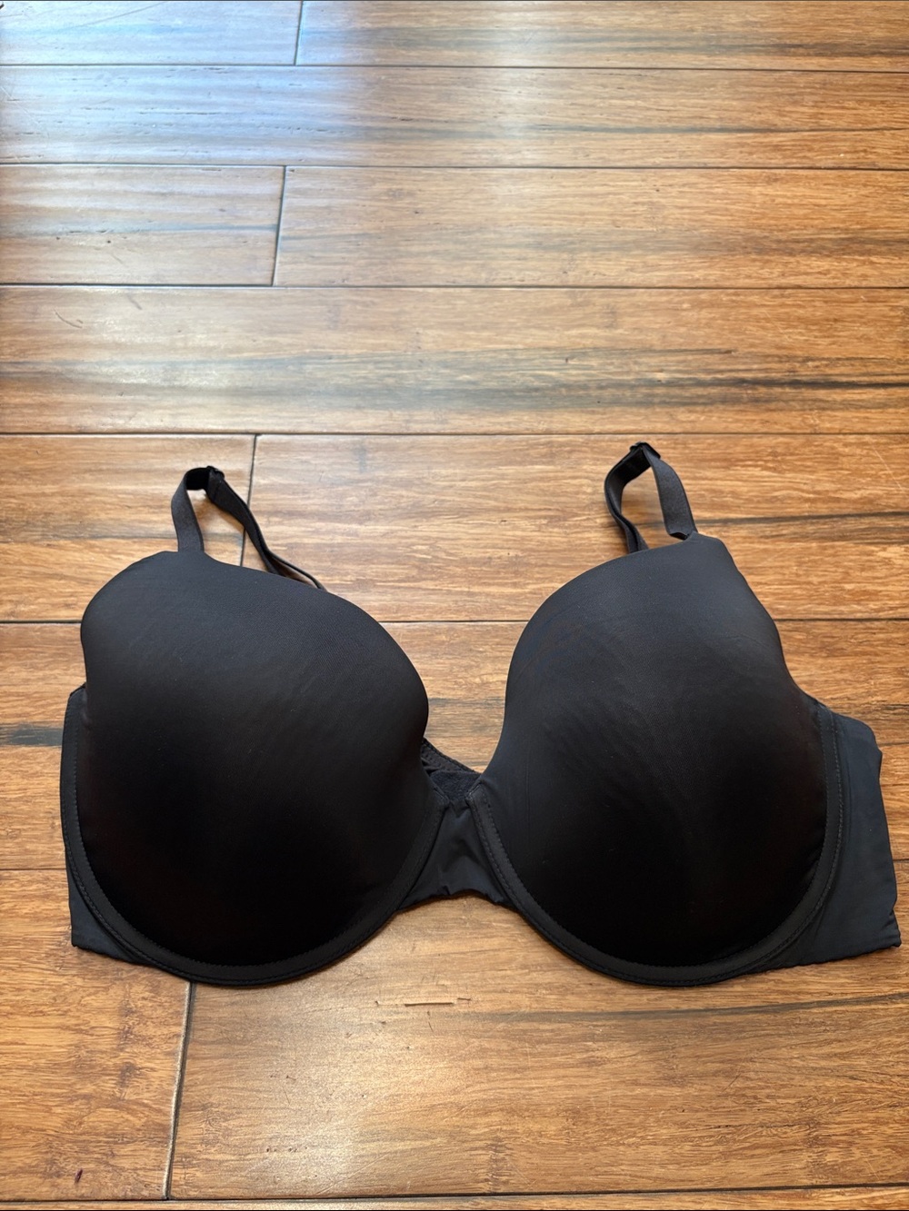 Victoria’s Secret Sleek T-Shirt Bra Black Lightly Lined Demi 38DD